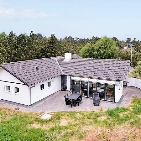 8 Person Holiday Home In Bl Vand Blåvand Eksteriør billede