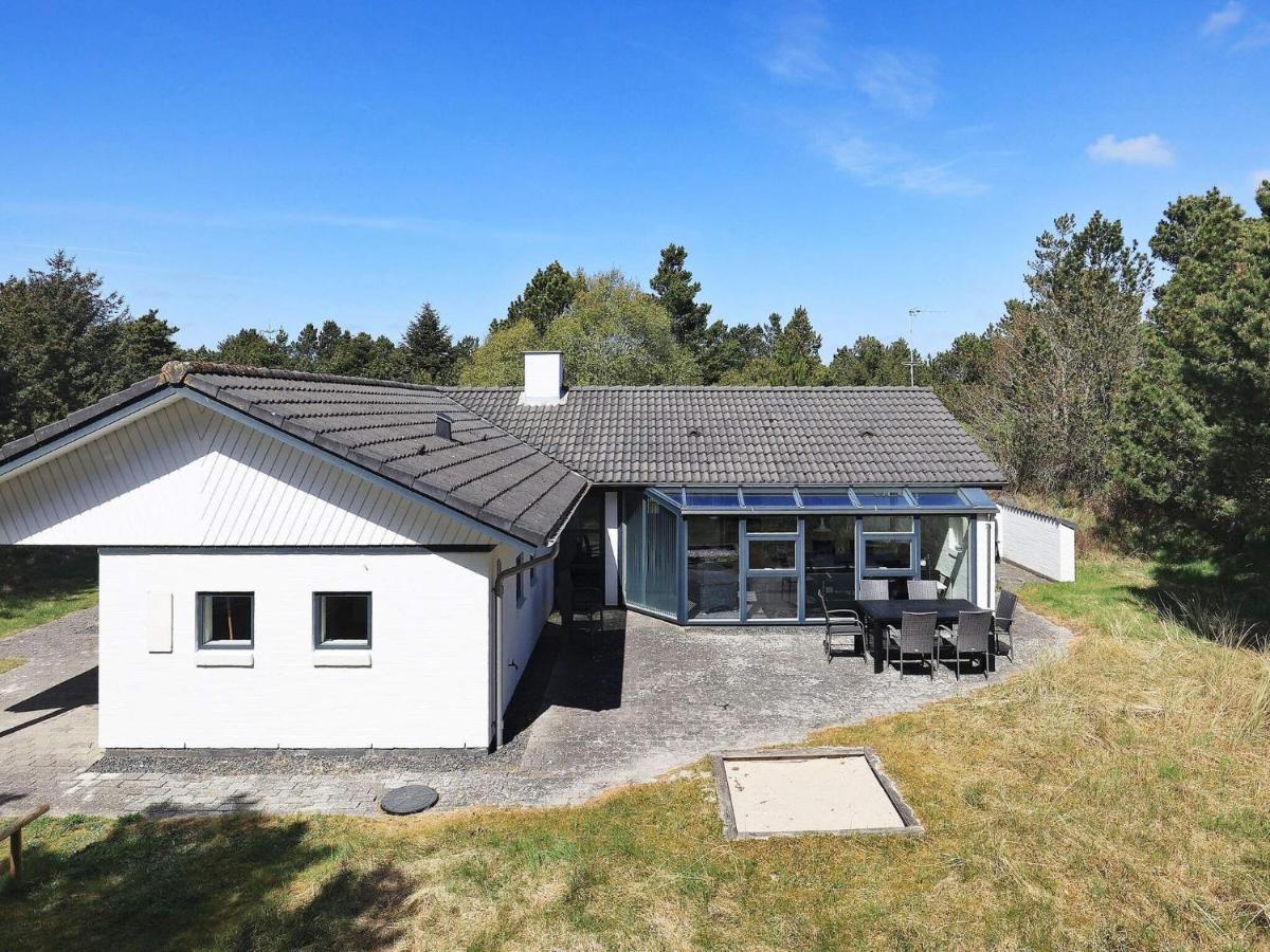 8 Person Holiday Home In Bl Vand Blåvand Eksteriør billede